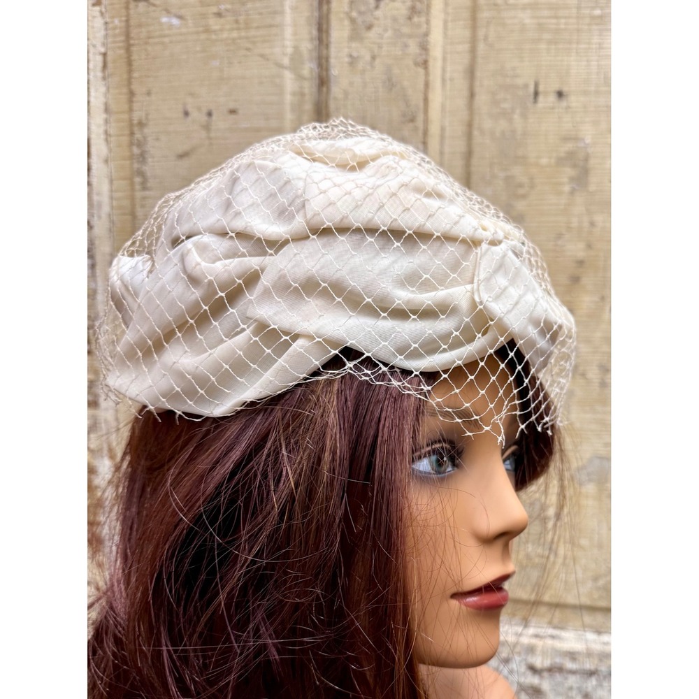 Vintage Ivory Satin Pillbox Hat with Veil Bridal Special Occasion - Picture 7 of 17